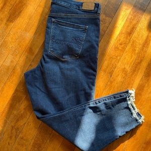 American Eagle Super High-Rise Jegging Crop